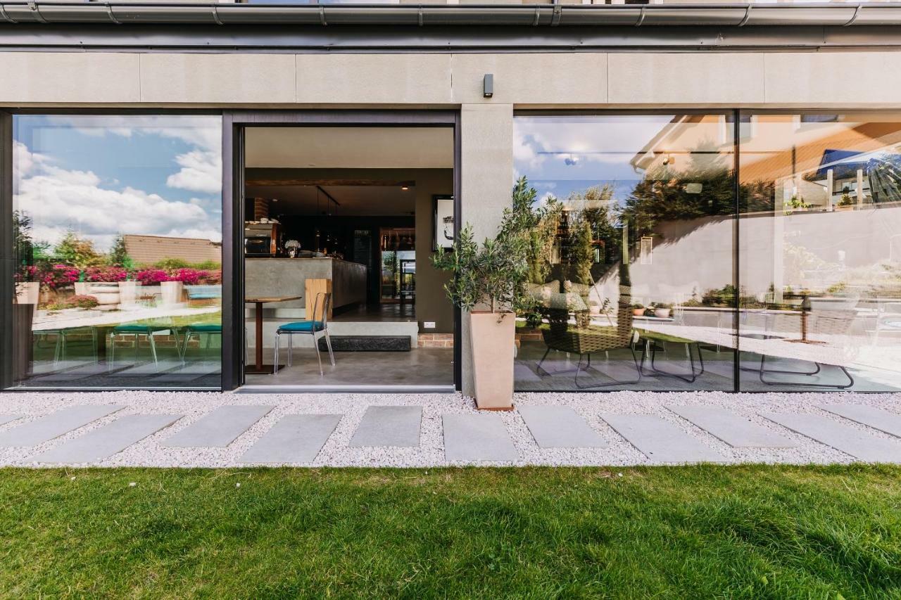 VILLA BRICOLA - Boutique Apartments Karlovy Vary Extérieur photo