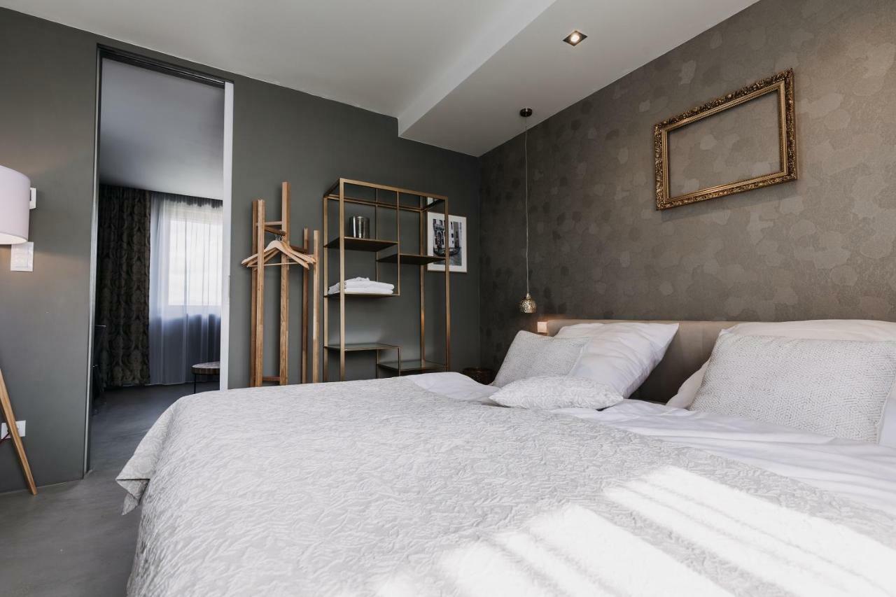 VILLA BRICOLA - Boutique Apartments Karlovy Vary Extérieur photo