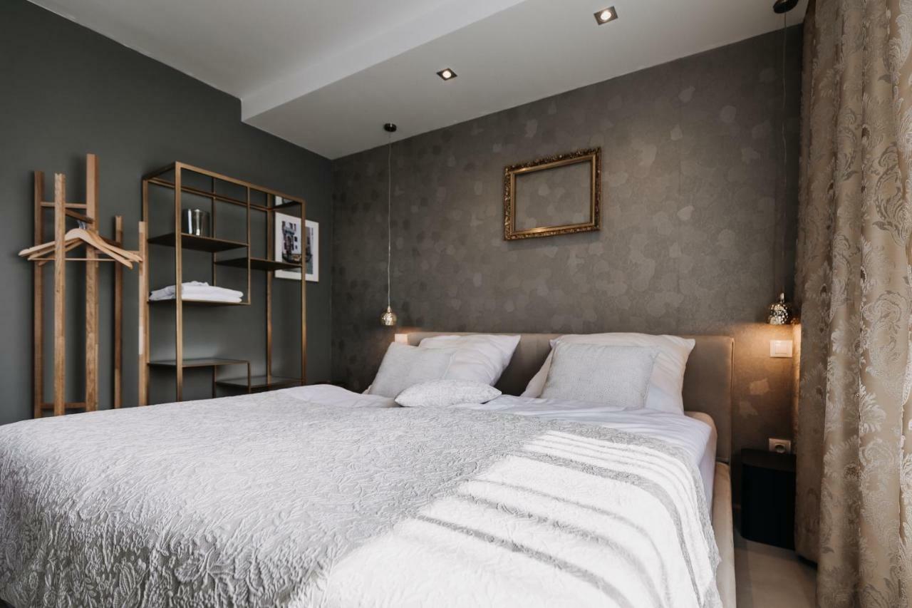 VILLA BRICOLA - Boutique Apartments Karlovy Vary Extérieur photo